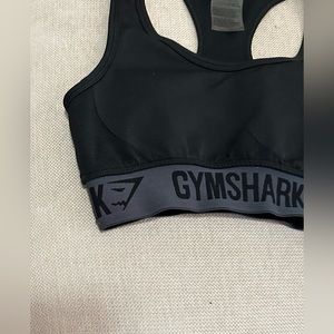 Gym shark razorback sports bra
